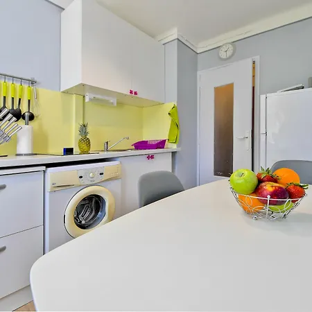Apartment Grand Proche Transport